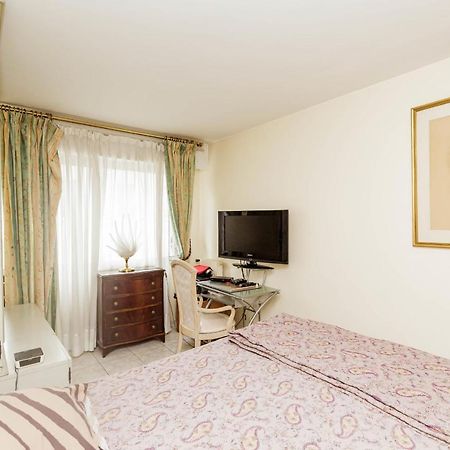 Spacious T3 With View In The Heart Of The City! Charenton-le-Pont Exterior foto